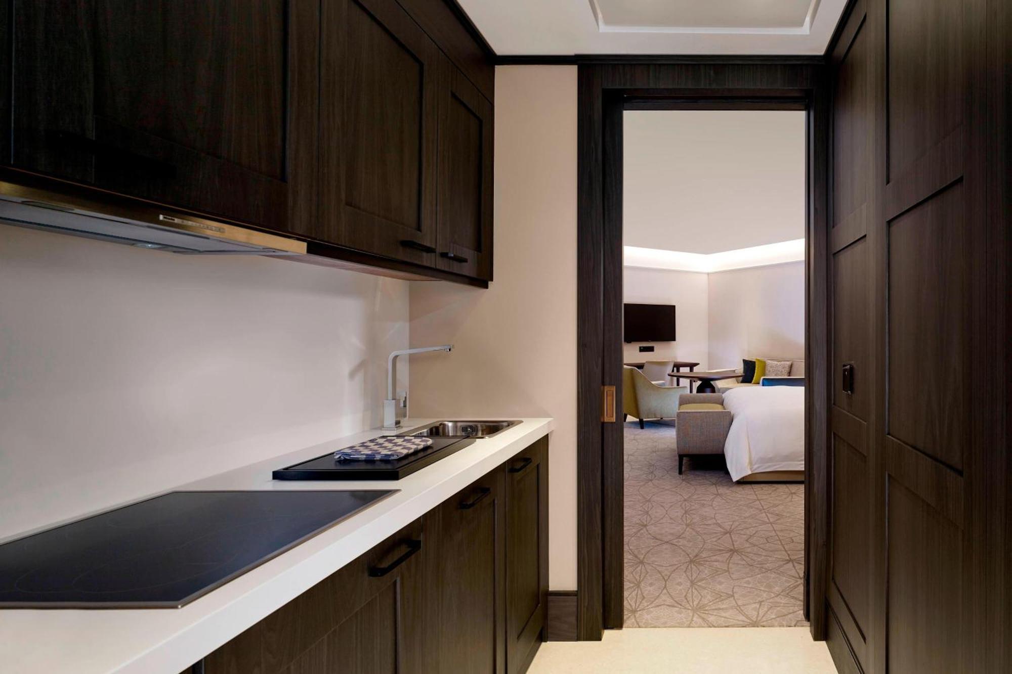 The Alexander, A Luxury Collection Hotel, Jerevan Buitenkant foto