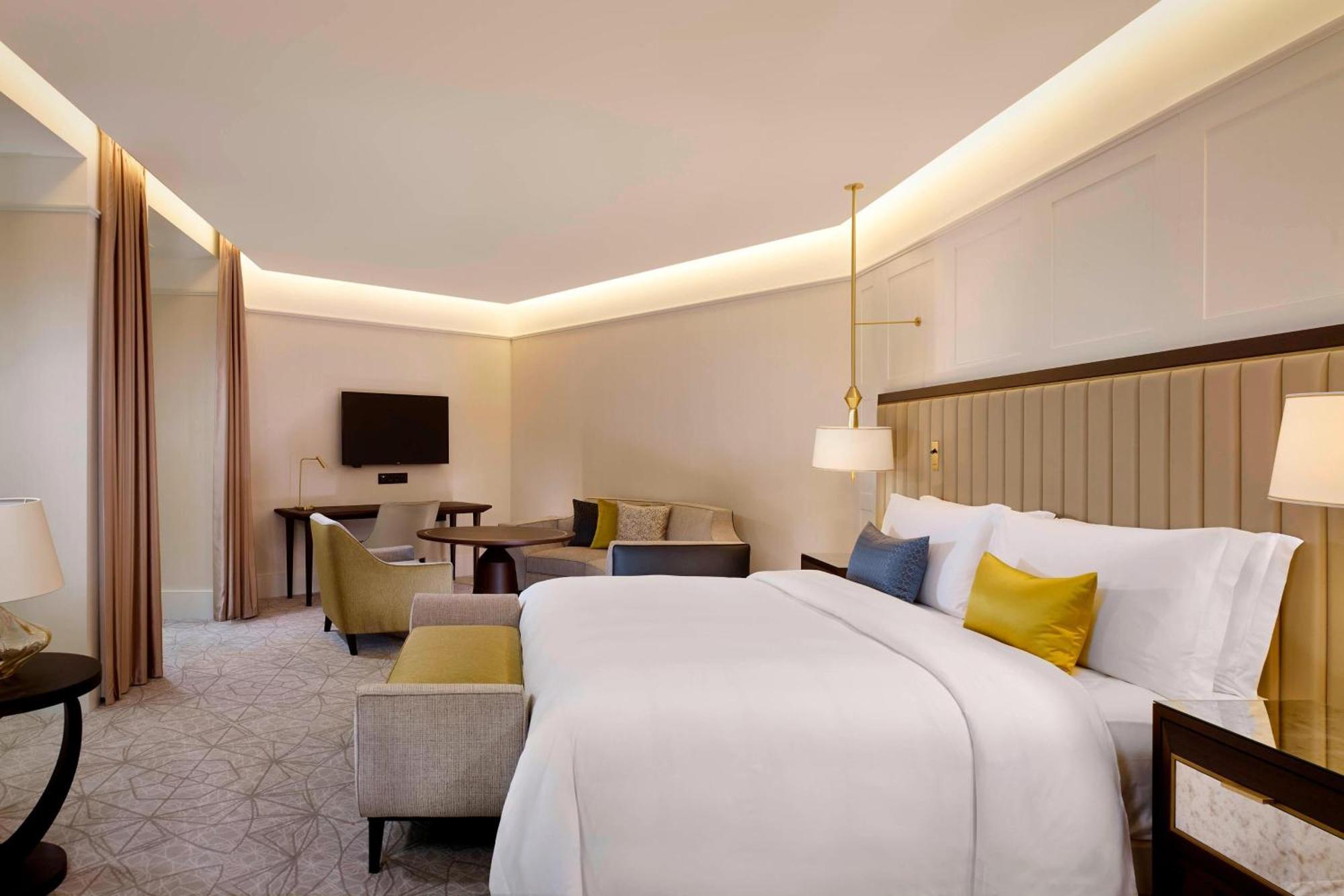 The Alexander, A Luxury Collection Hotel, Jerevan Buitenkant foto