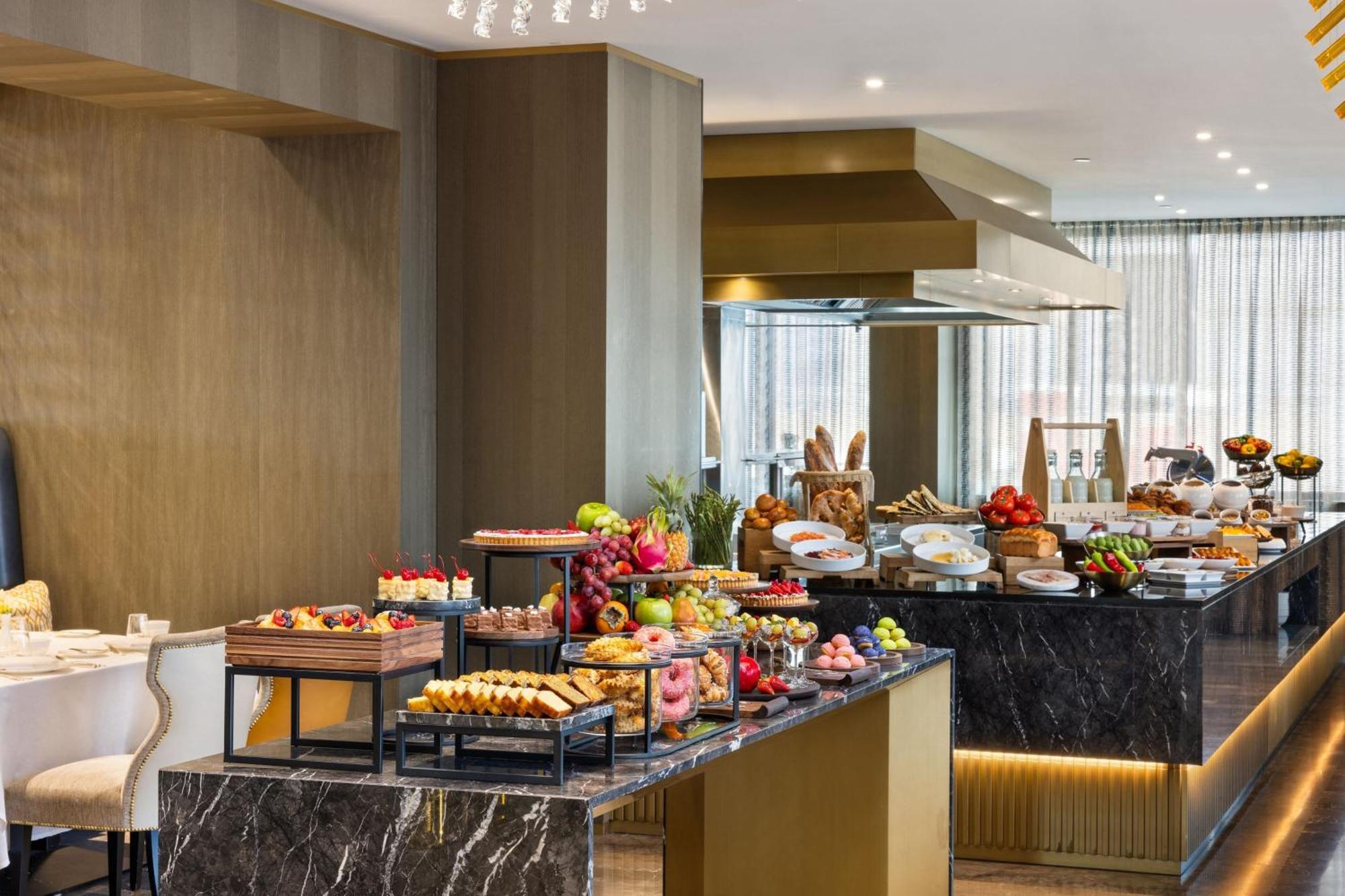 The Alexander, A Luxury Collection Hotel, Jerevan Buitenkant foto