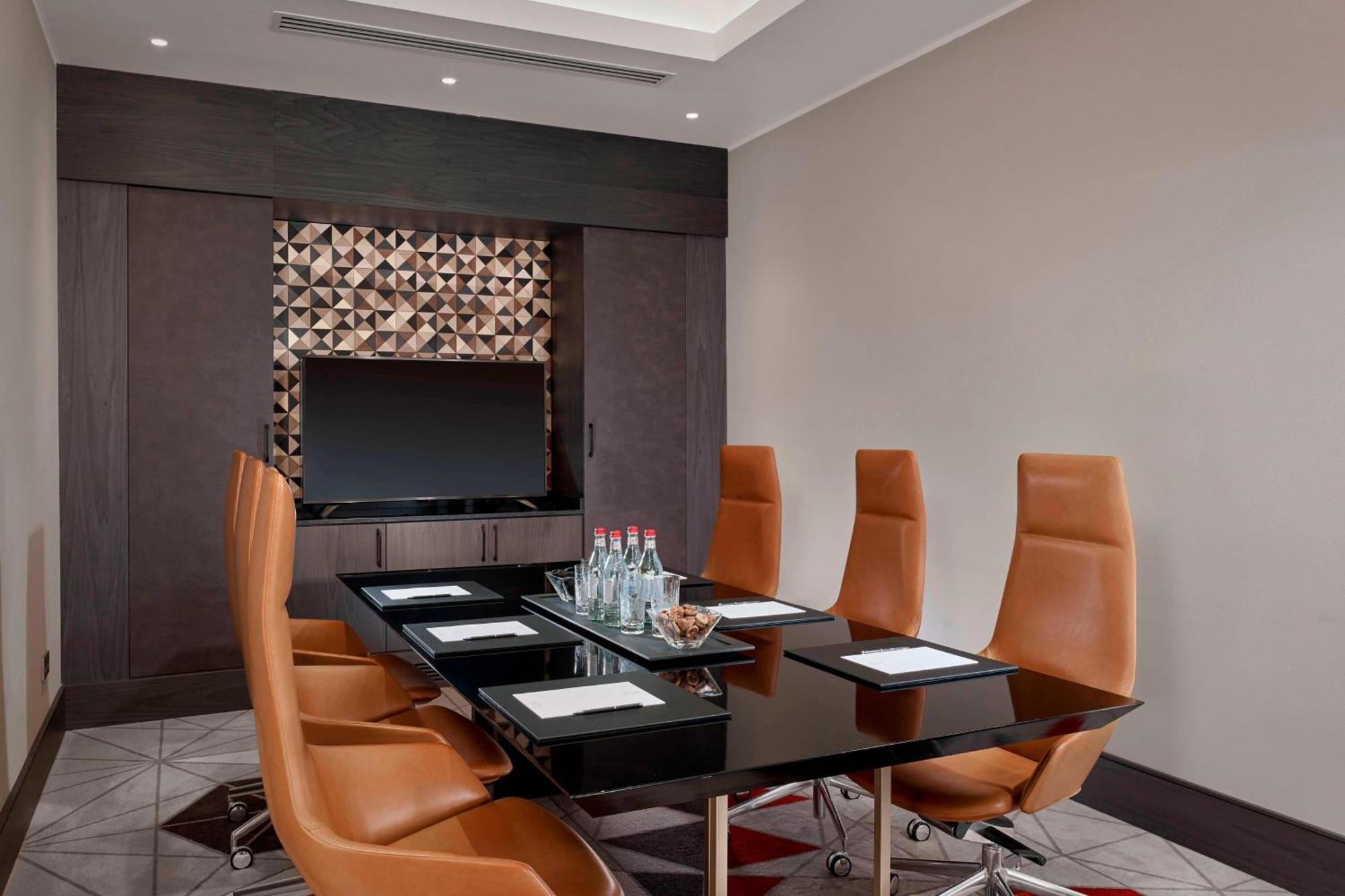 The Alexander, A Luxury Collection Hotel, Jerevan Buitenkant foto