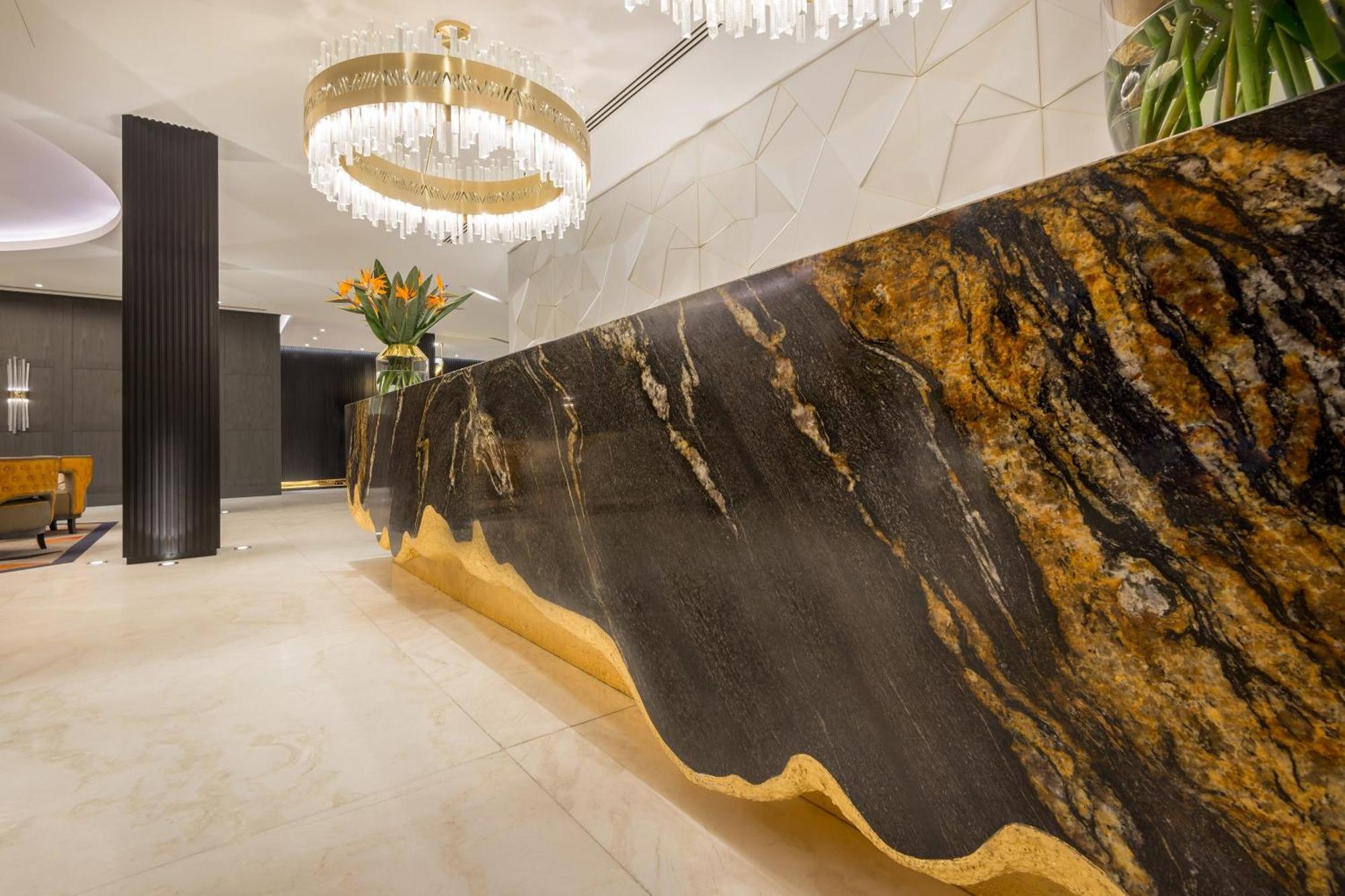 The Alexander, A Luxury Collection Hotel, Jerevan Buitenkant foto